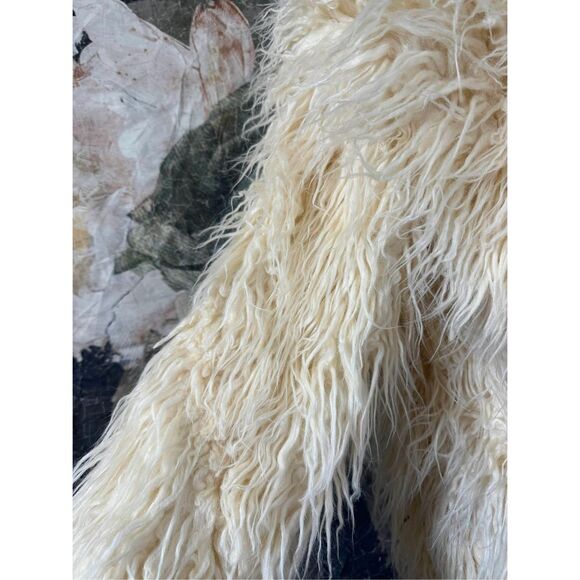 New Urban Outfitter Kimchi Blue Connor Faux Fur Longline Coat size SP - Picture 6 of 8